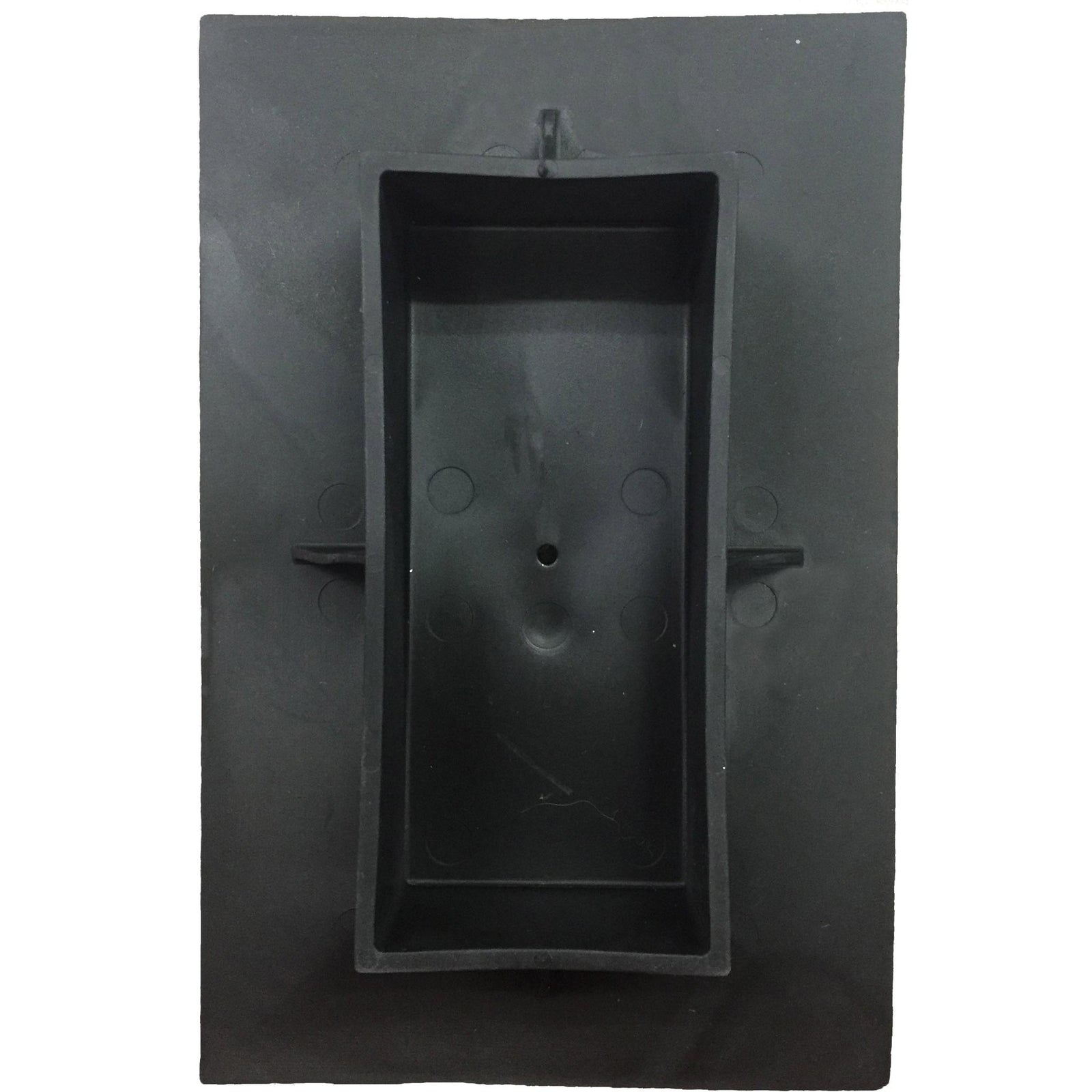 Non-slip base plate for support