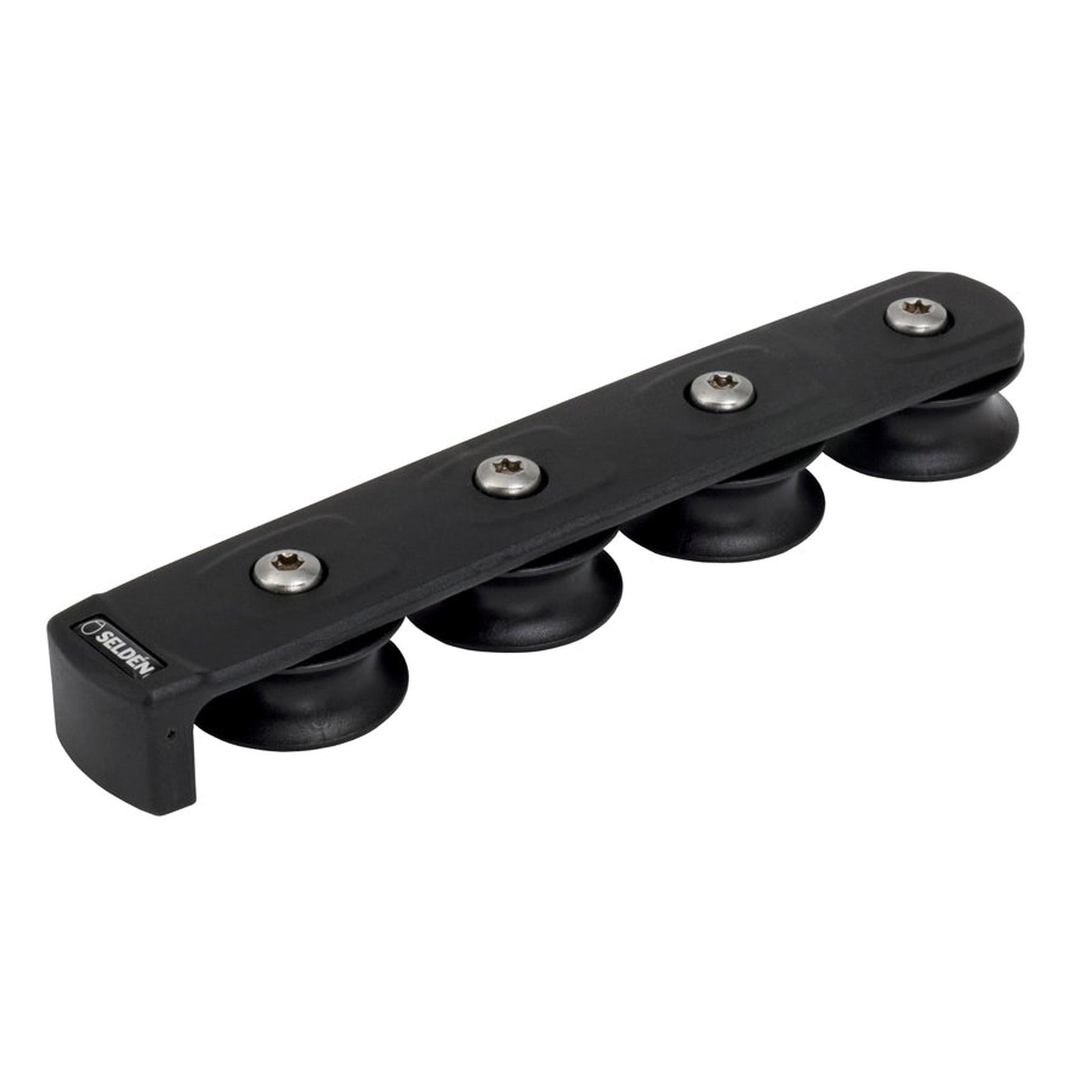 Seldén Series 40 breaking blocks